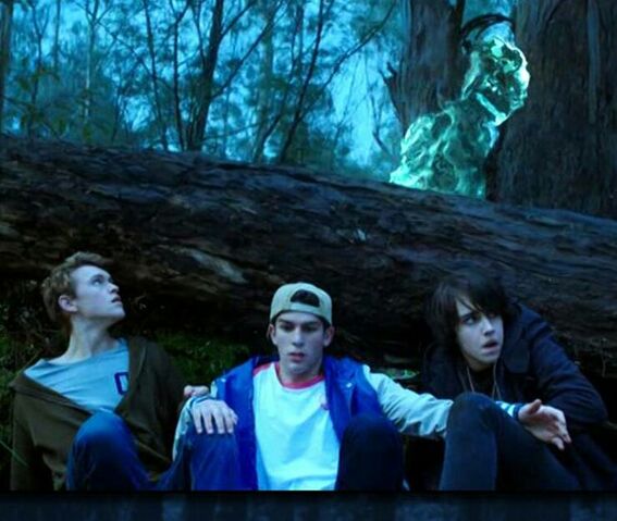 File:Nowhere-boys-recap-8 kindlephoto-5188125.jpg