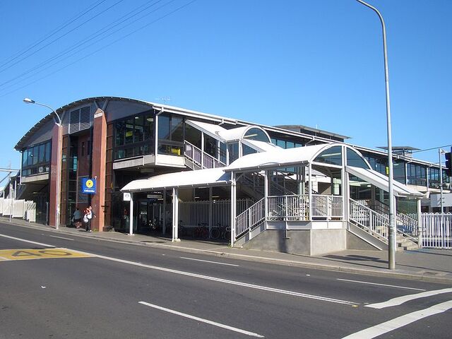 File:Lidcombe Railway Station.jpg