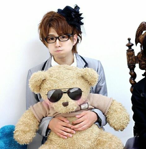 File:Bookie hugging bear.jpg
