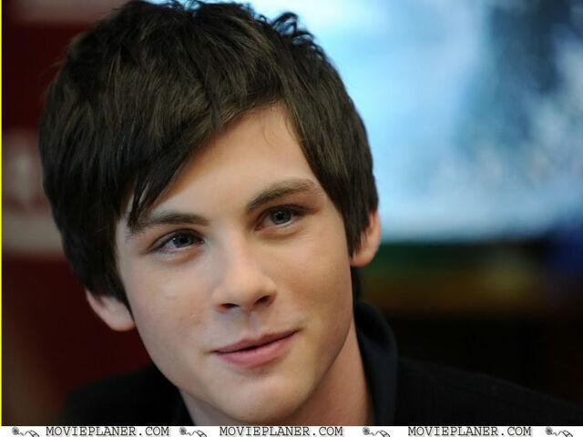 File:Percy-jackson-and-sea-of-monsters-logan-lerman.jpg
