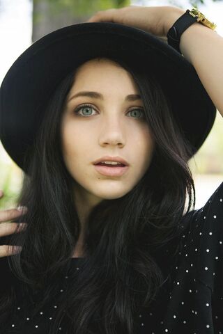 File:Emily Rudd 2.jpg
