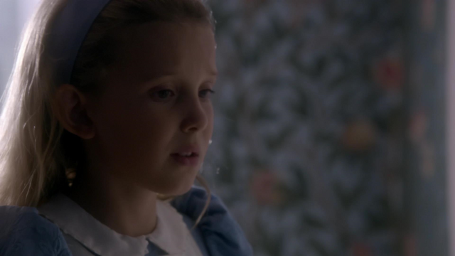 File:1x01YoungAlice2.png