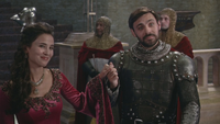 5x02 Reine Guenièvre Roi Arthur présentation sourires accueil Camelot