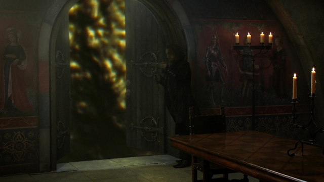 Fichier:6x02 Rumplestiltskin portail Pays des Histoires Secrètes tables bougies.png