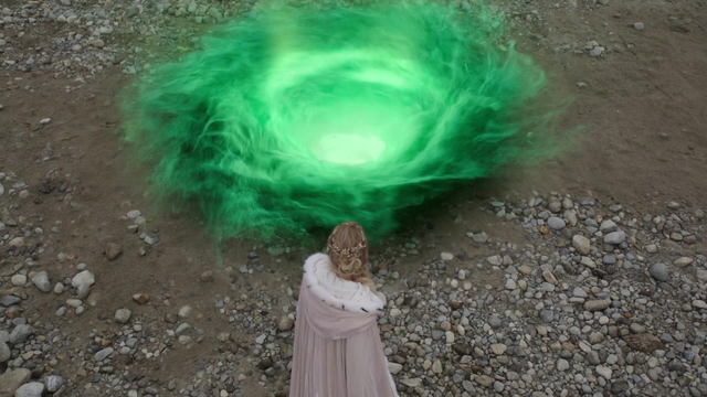 Fichier:6x10 Emma Swan Uchronie portail haricot magique ouvert.png