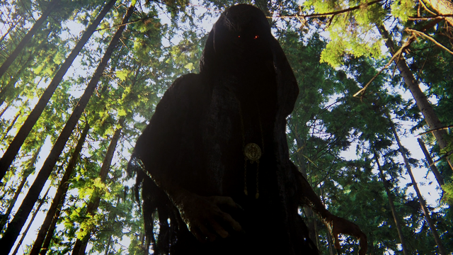 Fichier:2x01 Spectre médaillon forêt de Storybrooke.png