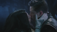 3x19 Prince Charmant David Blanche-Neige baiser Véritable Amour.png