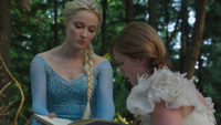 4x01 Elsa Reine des Neiges journal Anna forêt Arendelle projet secret.png