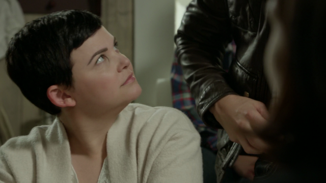 Fichier:6x07 Mary Margaret Blanchard réaction incrédulité relation M. Gold Méchante Reine maison Swan.png