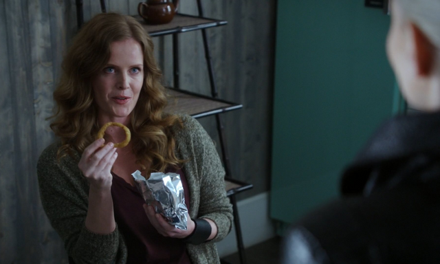 Fichier:ZelenaEmma 5x06.png