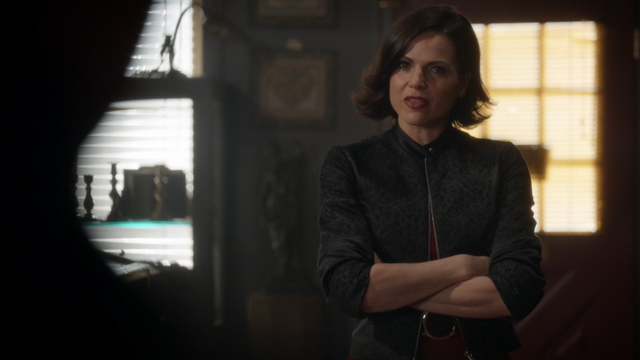 Fichier:6x04 Regina Mills M. Gold boutique d'antiquités demande aide sérum.png