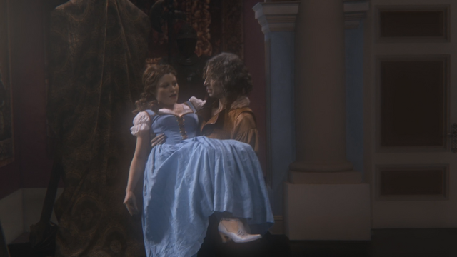 Fichier:1x12 Belle Rumplestiltskin sauvetage.png