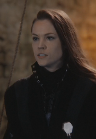 Fichier:4x22 garde Lily Page.png