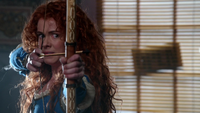 5x06 Merida arc de guerre flèche obligation attaque Belle.png