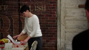 Shot 2x15 Mary Margaret Geschenk.png