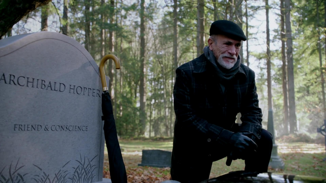 Fichier:2x11 Marco tombe Archie Archibald Hopper tristesse.png