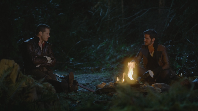 Fichier:3x22 Prince Charmant Crochet Killian Jones Charles forêt discussion.png