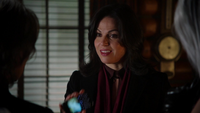 4x16 Regina Mills M. Gold Cruella d'Enfer dos téléphone photographie illustration livre de contes porte Auteur