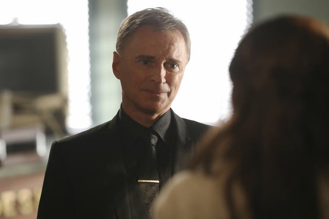 Fichier:6x09 Photo promo 16.png