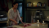 4x02 Bo Peep Storybrooke bouchère viande couteau.png