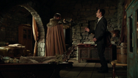 Rumplestiltskin Lumineux Isaac Heller discussion 4x22.png