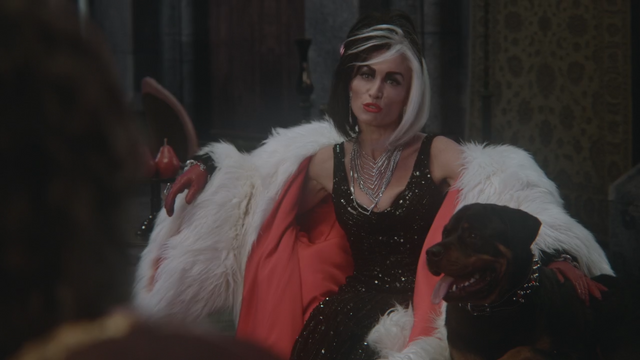 Fichier:4x12 Cruella d'Enfer rottweiler.png