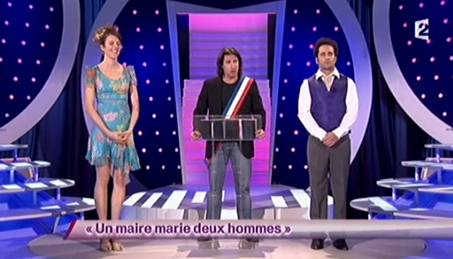 Fichier:Un maire marie deux hommes-Image1.png