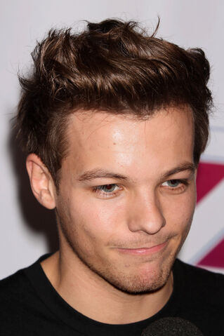 File:Louis-tomlinson-1369593126.jpg