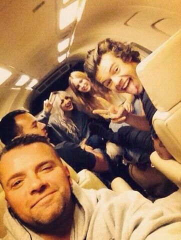 Datei:GemmaHarryLouFlugzeug.jpg