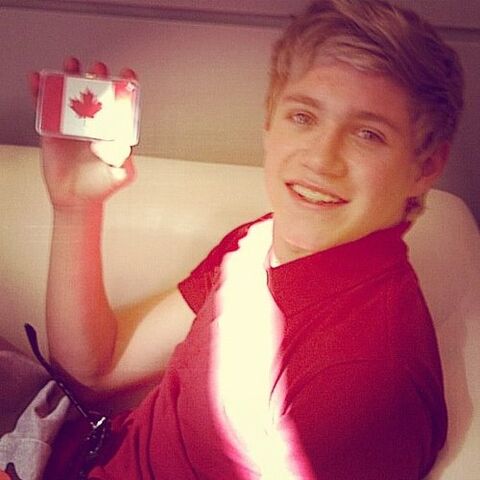 File:Niall Canada.jpg