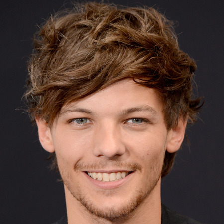 File:Louis tomlinson .jpg