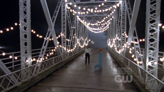 File:611dancingonabridge.jpg