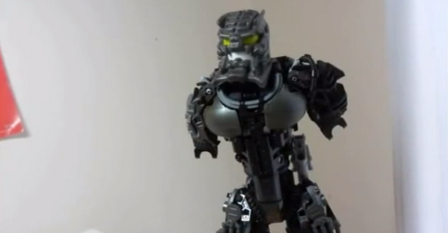 File:Drexnoarms.png