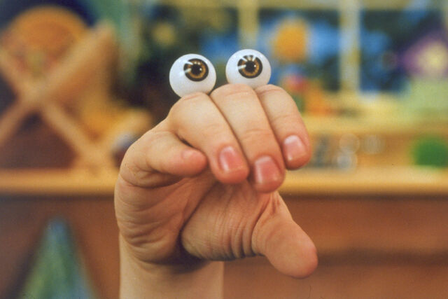 File:Oobi Nick Jr Noggin TV Series Show Hand Puppet Character 1.jpg