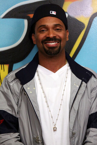 File:MikeEppsVisitsfuseTVHip HopShowEtqs0ytgC0Sl.jpg