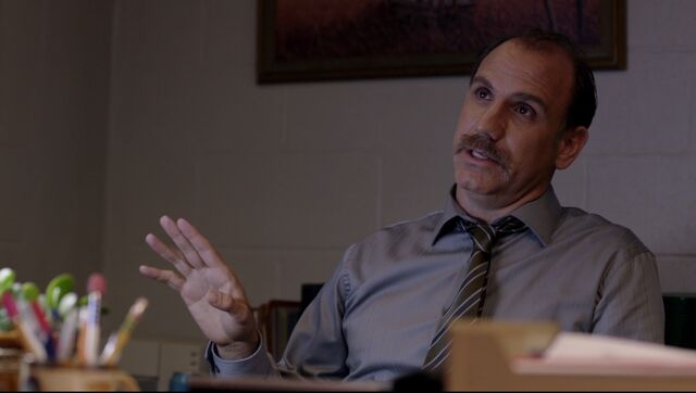 File:S1E1-43.jpg