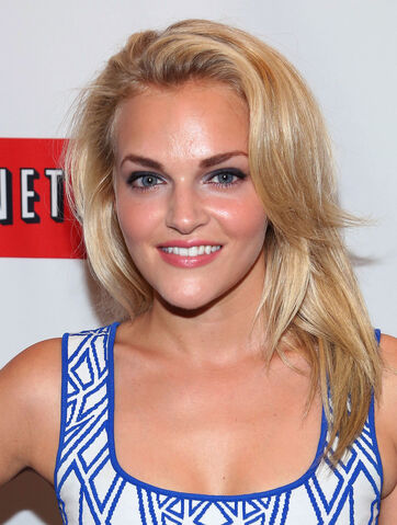 File:Madeline+Brewer+Orange+New+Black+Premieres+I MyH0XdQBEx.jpg