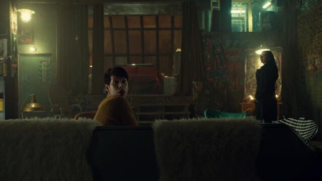 File:OrphanBlackS01E08-2150.jpg