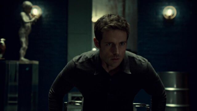 File:OrphanBlackS01E07-0090.jpg
