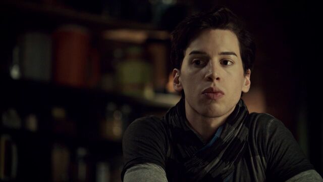 File:OrphanBlackS01E10 1074.jpg