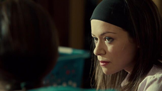 File:OrphanBlackS01E06-1363.jpg