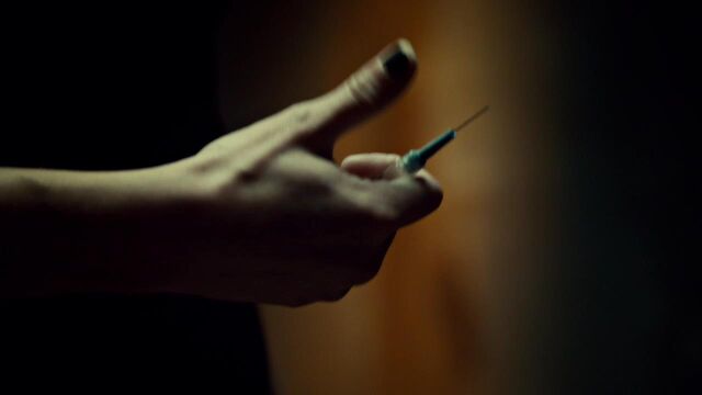File:OrphanBlackS01E07-1830.jpg