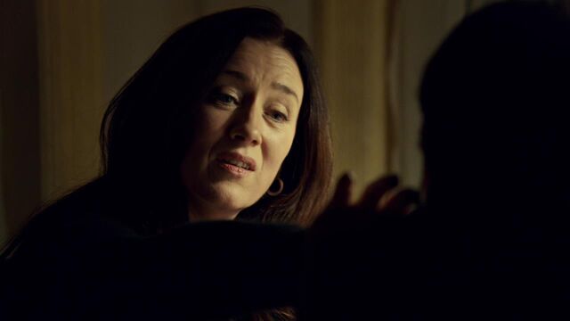 File:OrphanBlackS01E08-2402.jpg