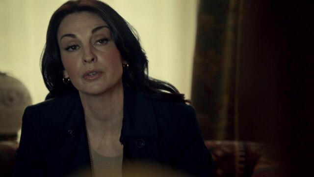File:OrphanBlackS01E08-0344.jpg
