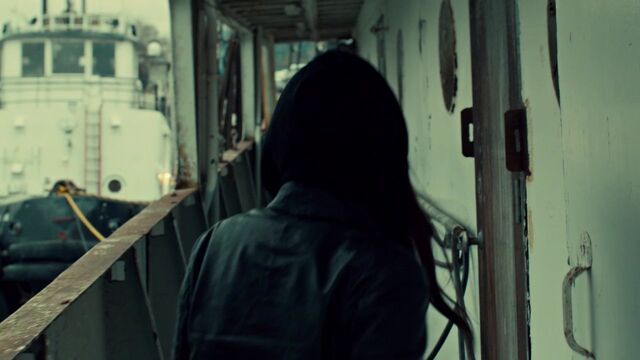 File:OrphanBlackS01E092035.jpg