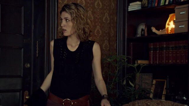 File:OrphanBlackS01E07-1202.jpg
