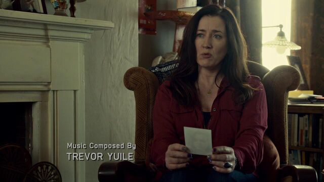 File:OrphanBlackS01E08-0320.jpg