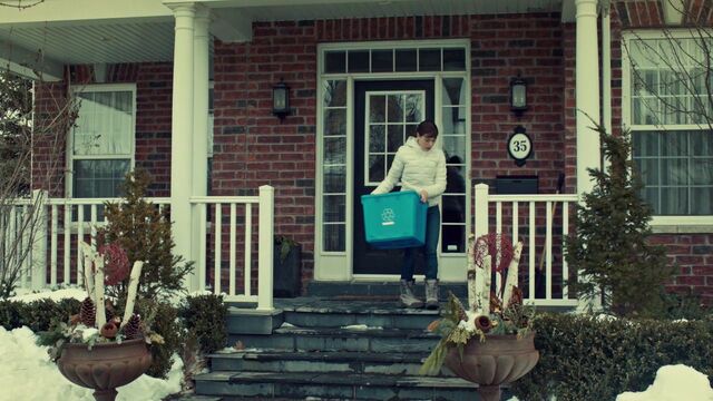 File:OrphanBlackS01E10 1161.jpg
