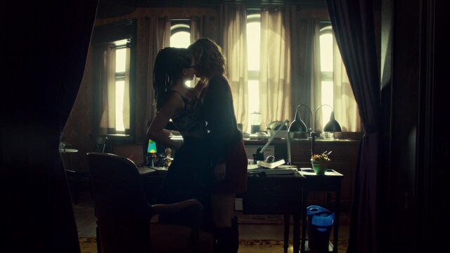 File:OrphanBlackS01E08-1352.jpg