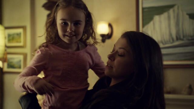 File:OrphanBlackS01E07-1805.jpg
